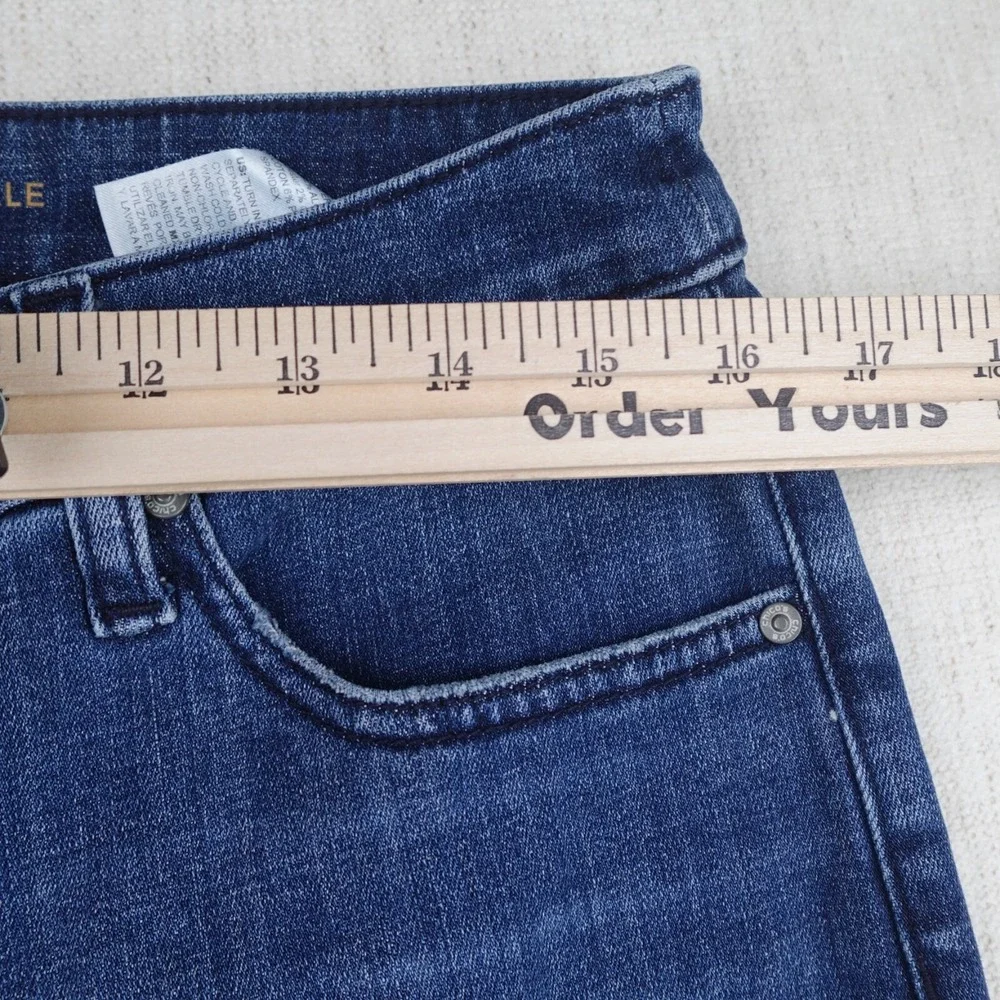 Chicos So Slimming Jeans US10 Blue Girfriend Slim Leg Ankle Mid Rise Medium Wash - Picture 10 of 13